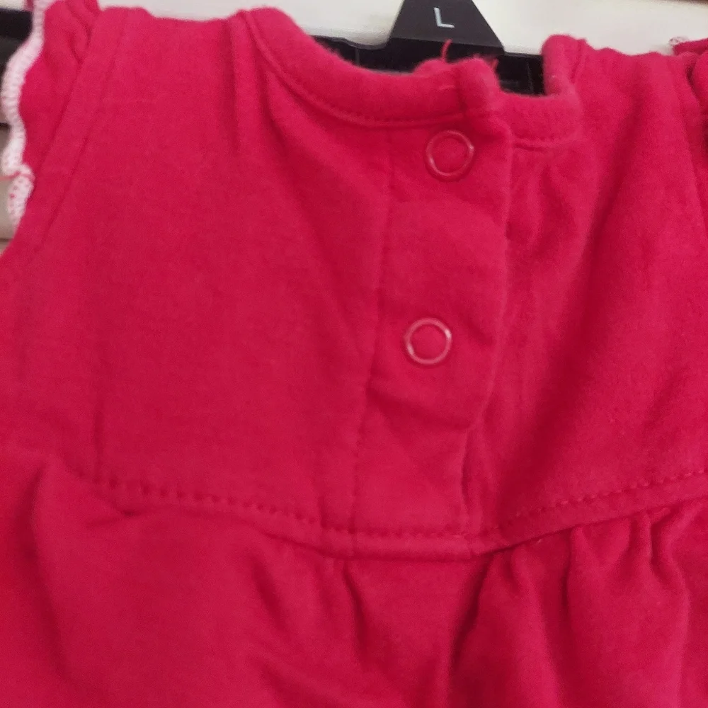 🎁 10/$25- Patriotic outfit,  0-3 months, Small Wonders
